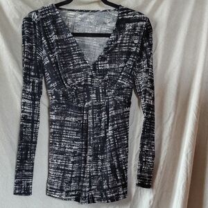 Black and White Long Sleeve Blouse